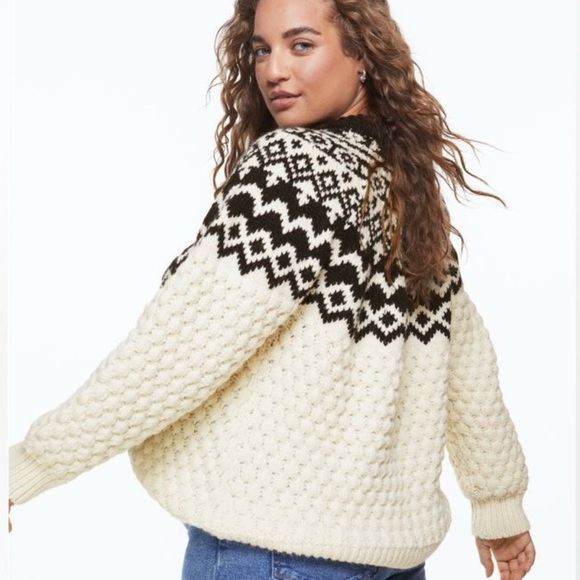 H&M Cream and Black Patterned Textured Knit - Picture 4 of 7